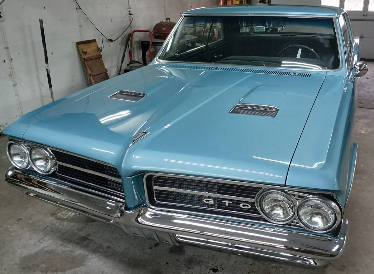 Pontiac-gto-1964-blue