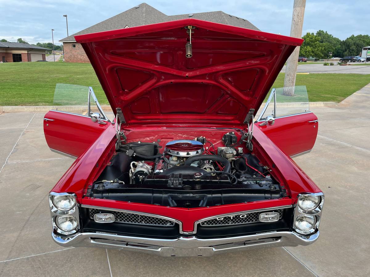 Pontiac-gto-1967-red-19