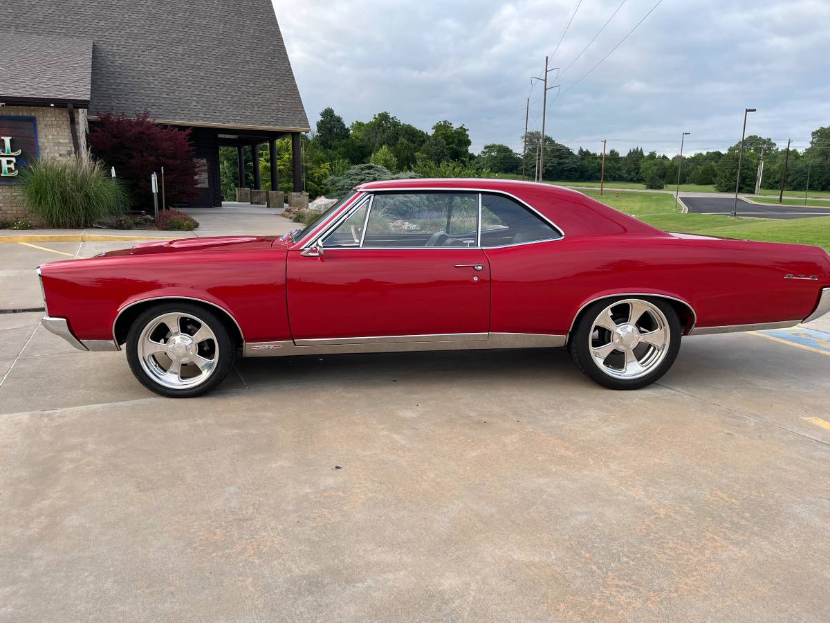 Pontiac-gto-1967-red-7