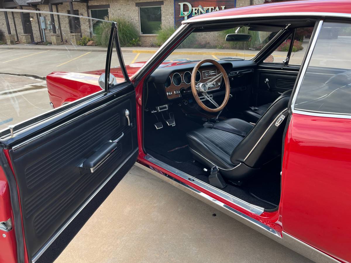 Pontiac-gto-1967-red-8