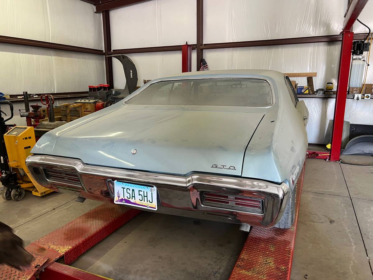 Pontiac-gto-1968-blue