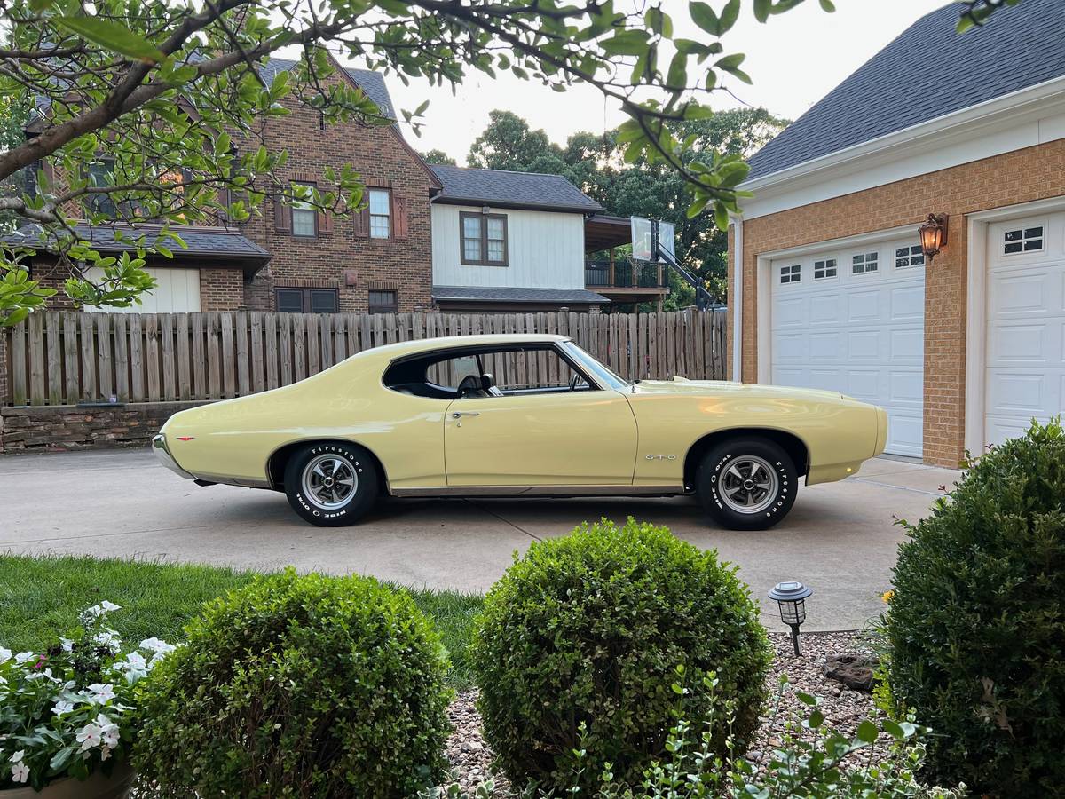 Pontiac-gto-1969-2