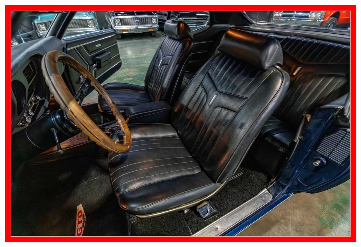 Pontiac-gto-1969-blue-17