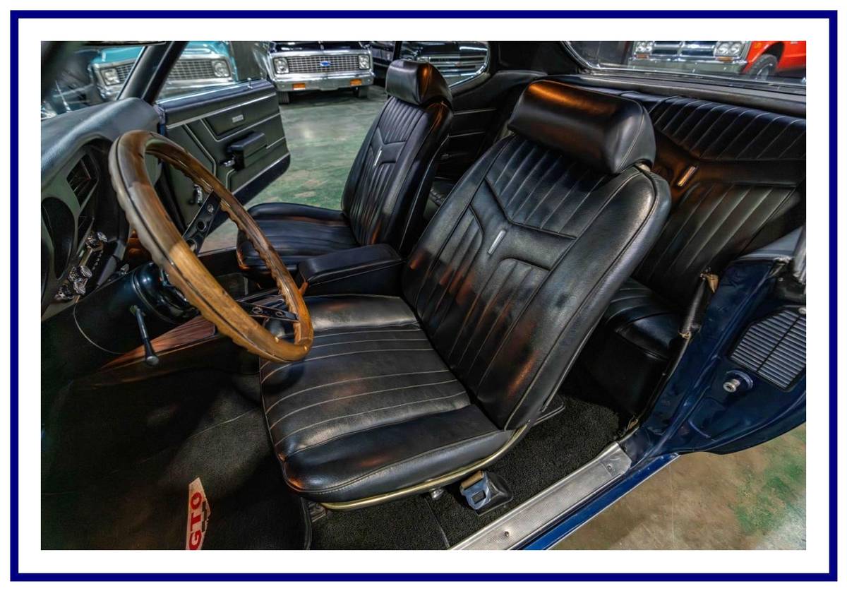 Pontiac-gto-1969-blue-20