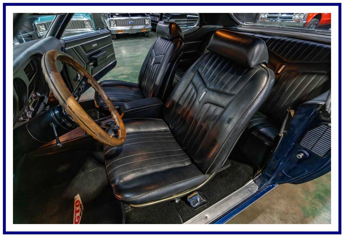 Pontiac-gto-1969-blue-21