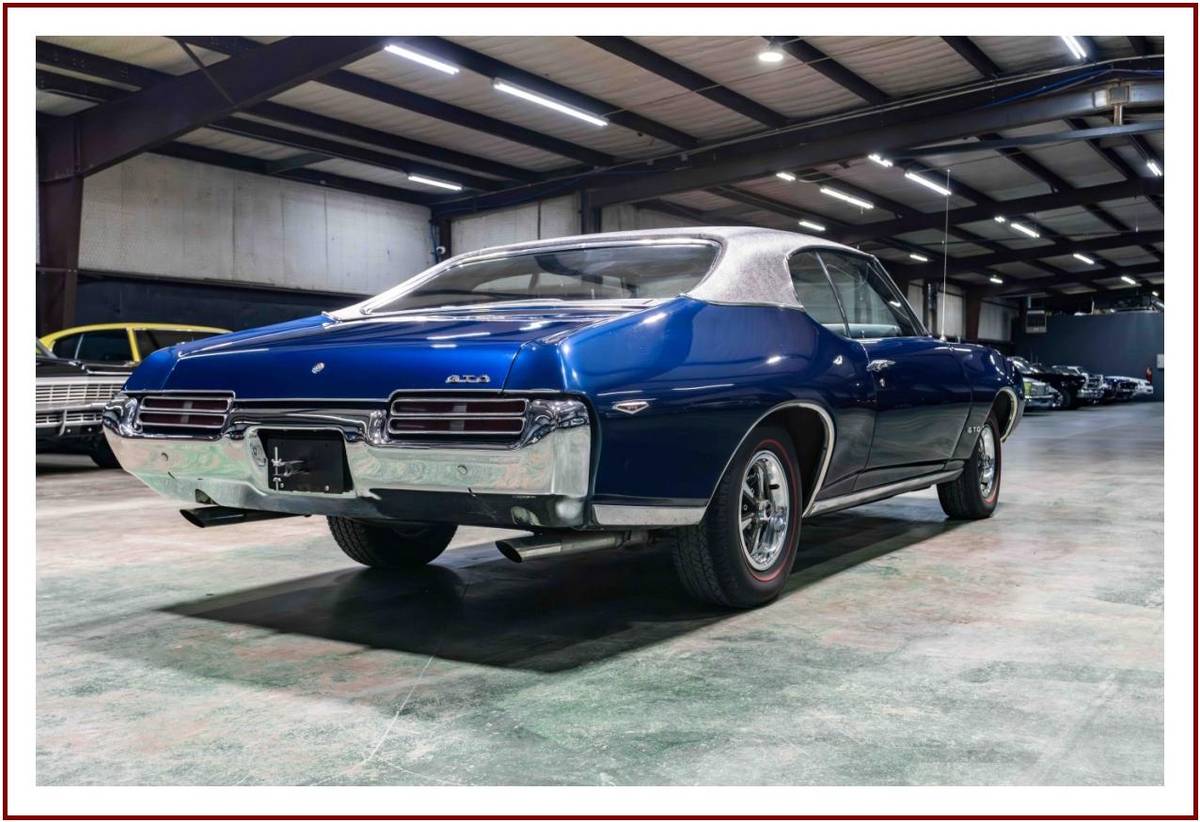Pontiac-gto-1969-blue-48
