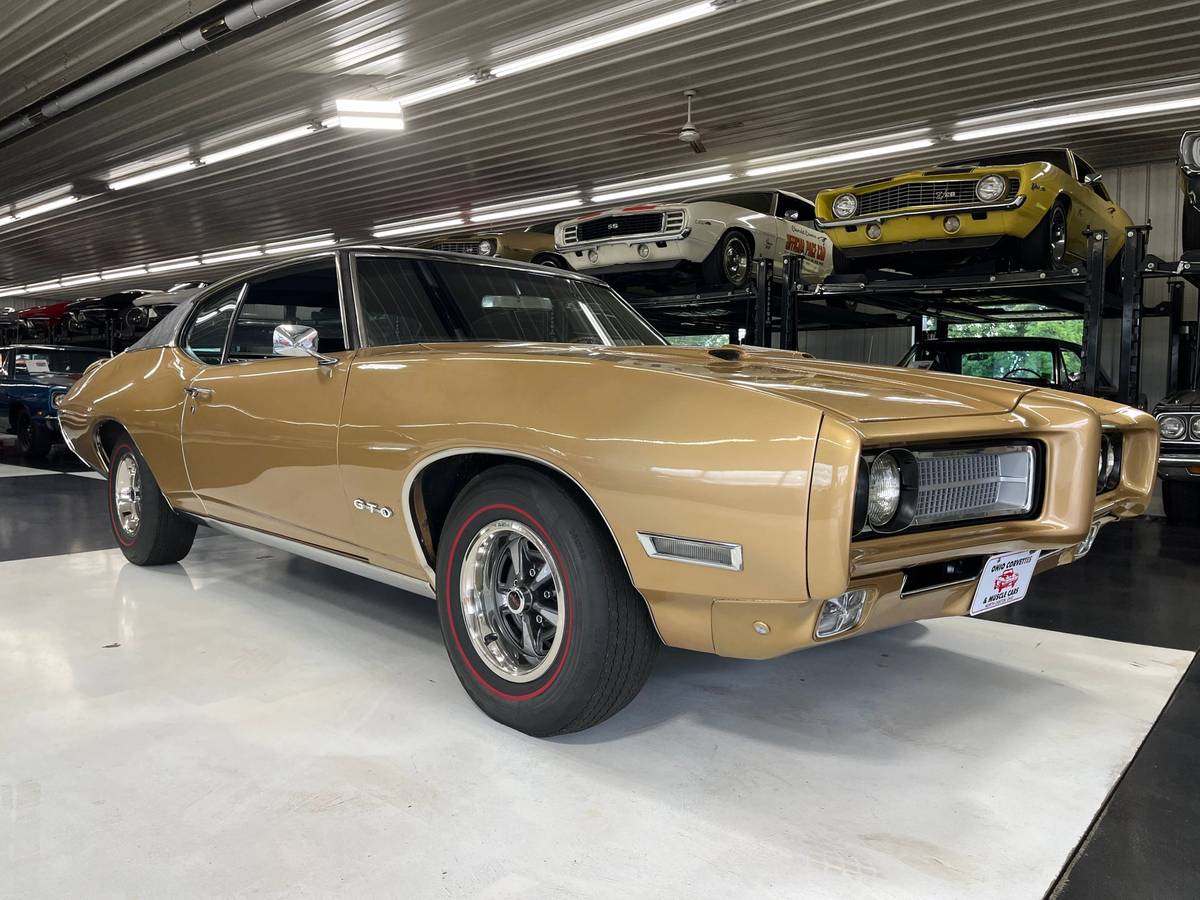 Pontiac-gto-1969-custom-3
