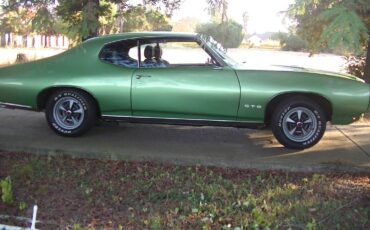 Pontiac-gto-1969-green-3