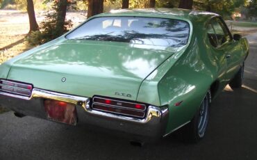 Pontiac-gto-1969-green-6