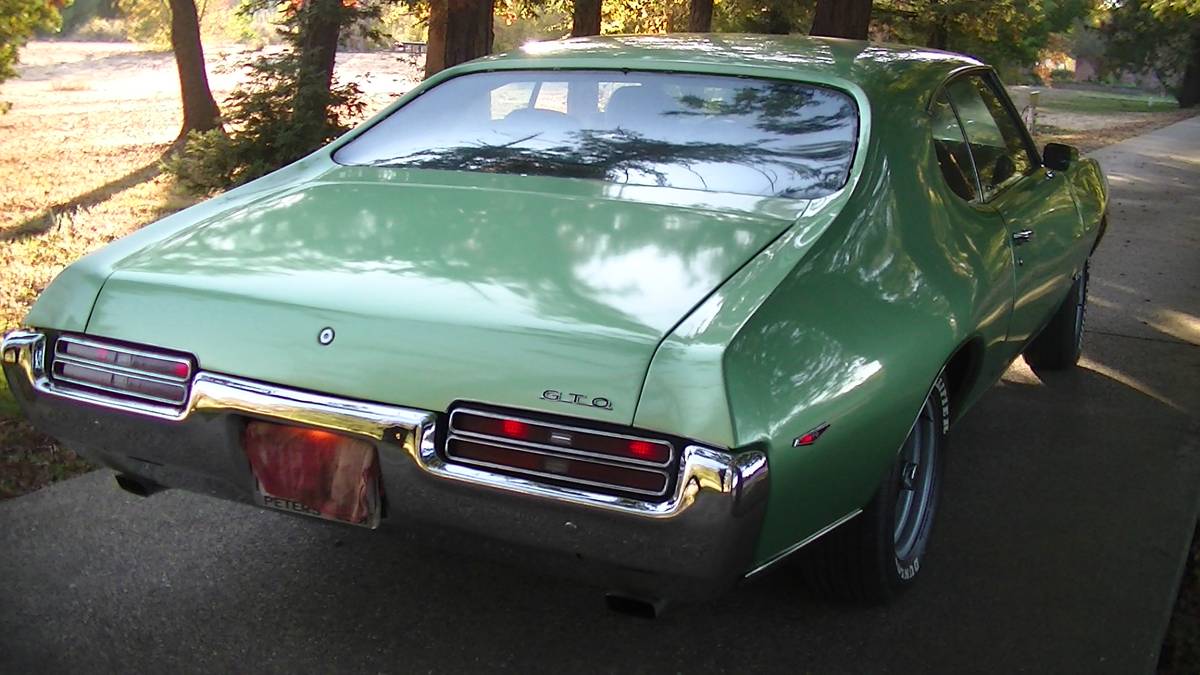 Pontiac-gto-1969-green-6