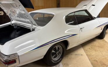 Pontiac-gto-1970-white