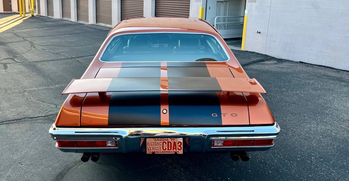 Pontiac-gto-1971-orange-10