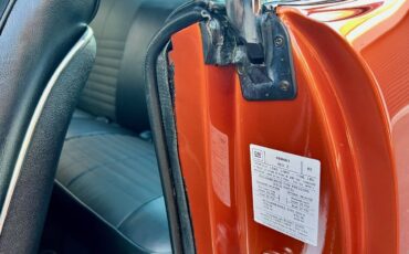 Pontiac-gto-1971-orange-8