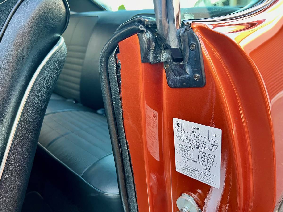 Pontiac-gto-1971-orange-8