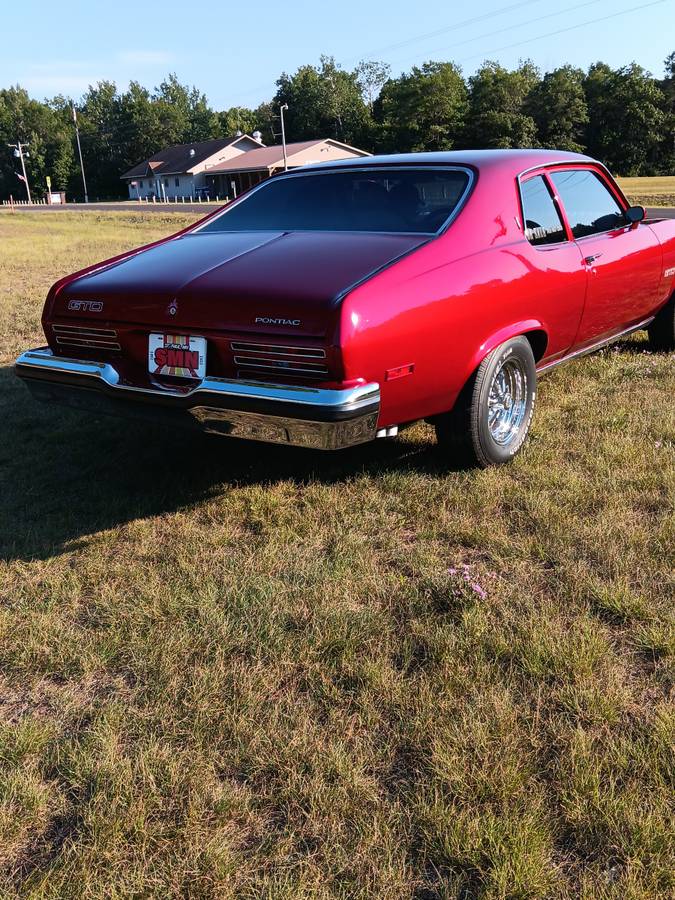 Pontiac-gto-1974-red-1