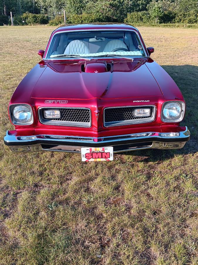 Pontiac-gto-1974-red
