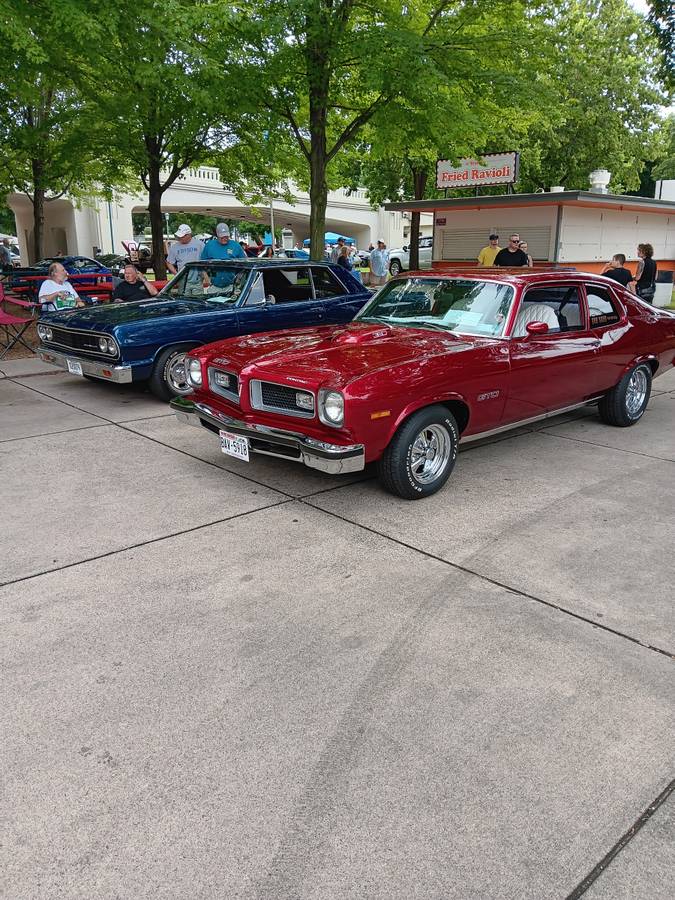 Pontiac-gto-1974-red-3