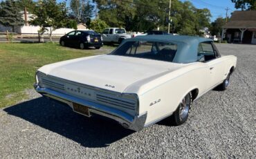 Pontiac-gto-convertible-1966-white-5