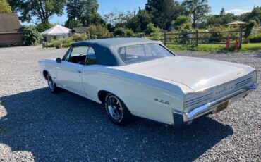 Pontiac-gto-convertible-1966-white-8