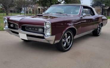 Pontiac-gto-convertible-1967-purple