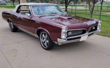 Pontiac-gto-convertible-1967-purple-7