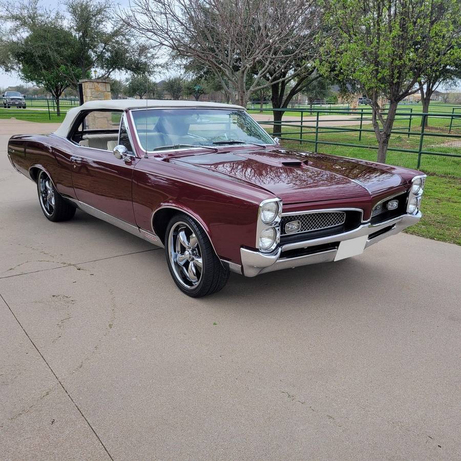 Pontiac-gto-convertible-1967-purple-7
