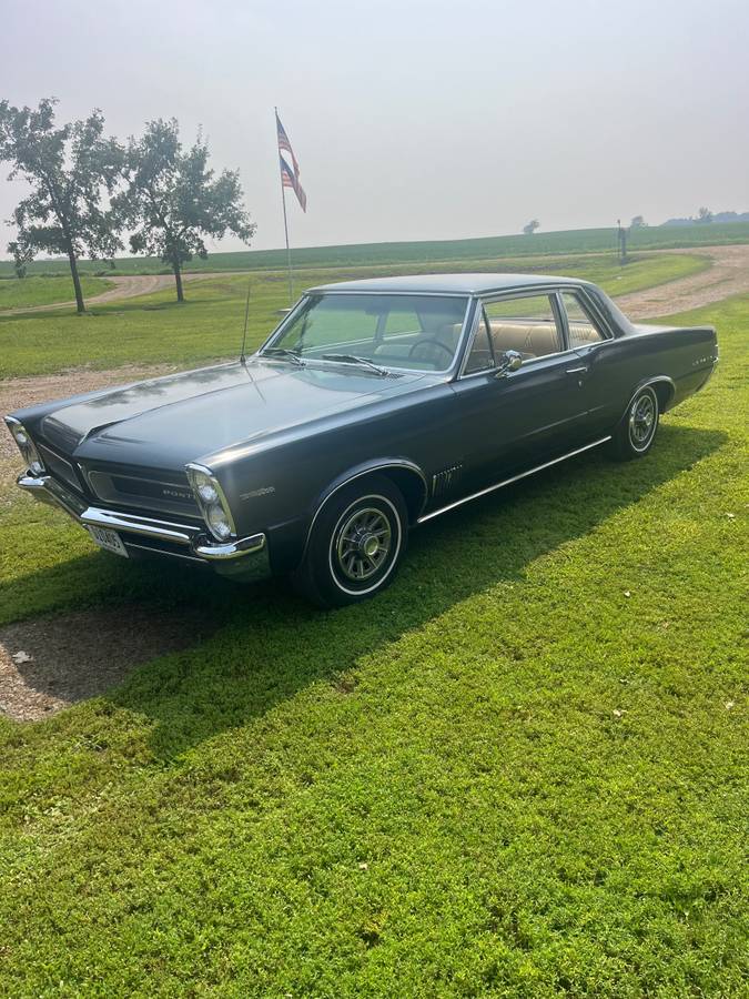 Pontiac-lemans-1965
