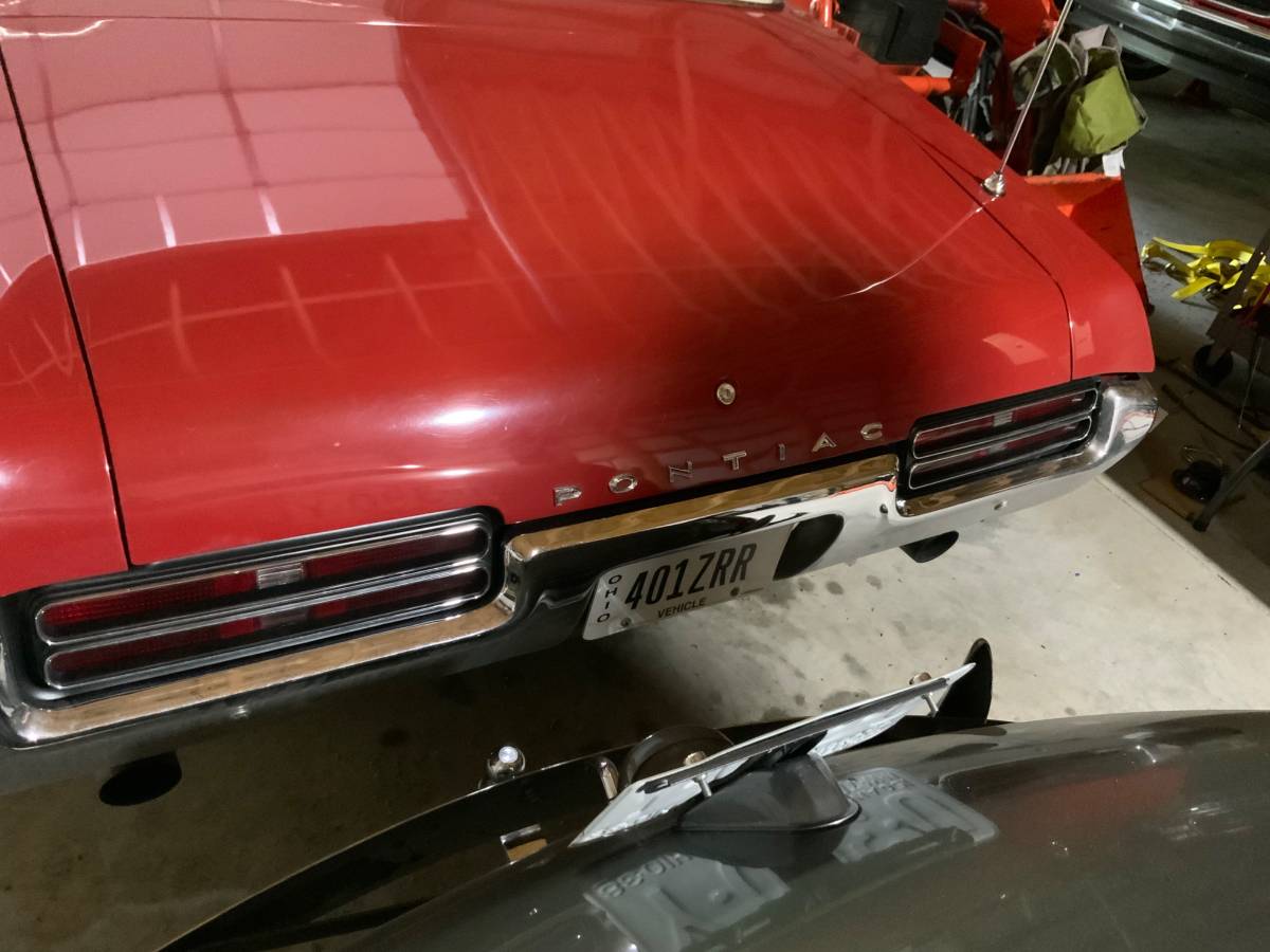 Pontiac-lemans-1969-red-2