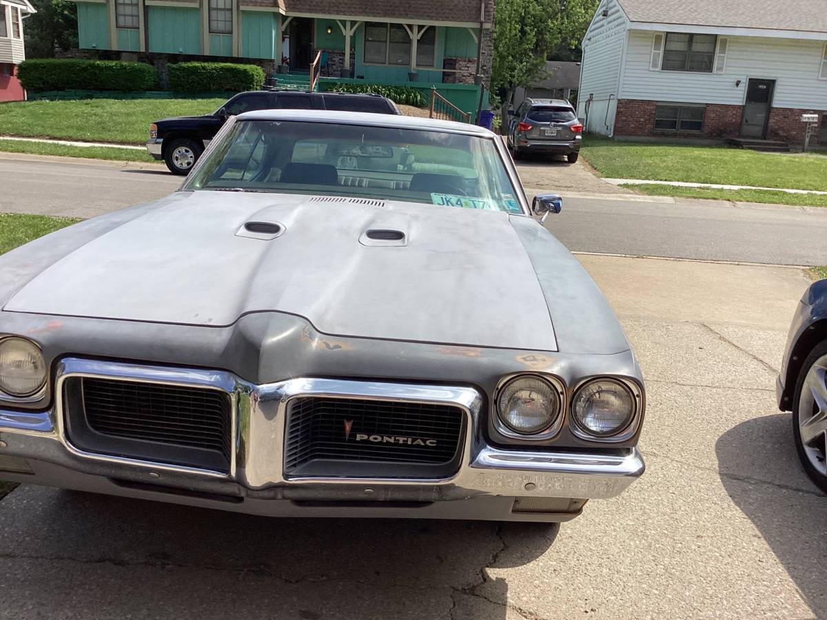 Pontiac-lemans-1970-grey