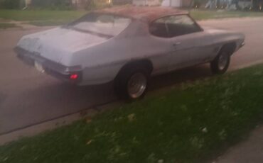 Pontiac-lemans-1971-white
