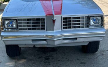 Pontiac-lemans-1979-custom-1