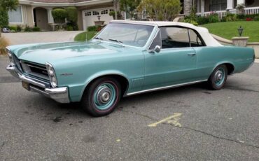Pontiac-lemans-convertible-1965-1
