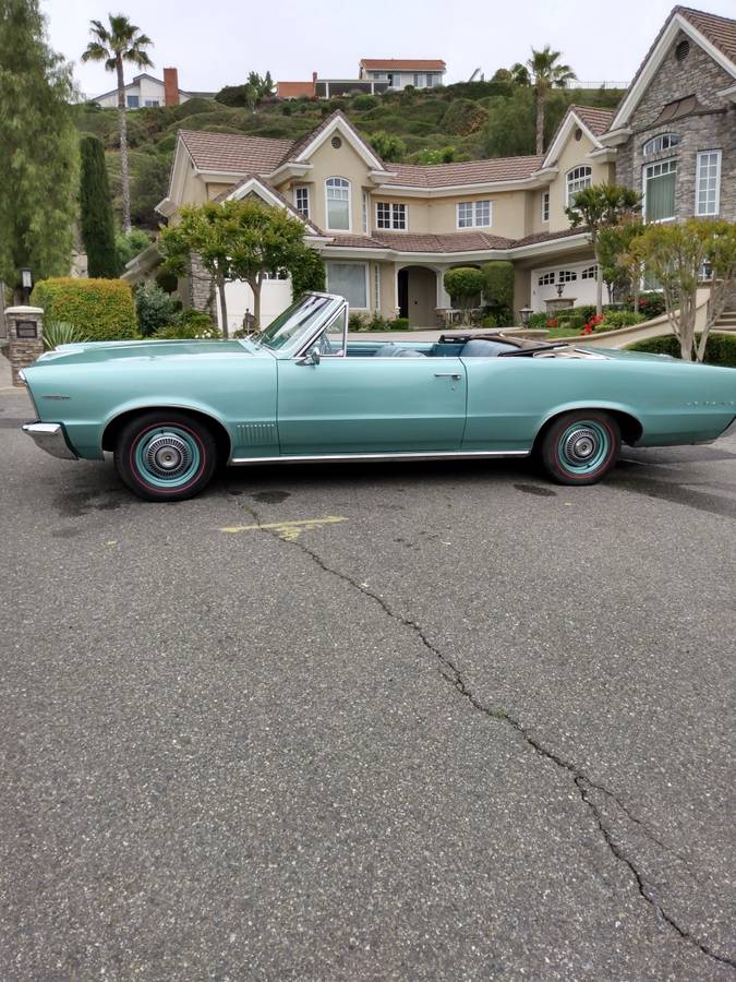 Pontiac-lemans-convertible-1965
