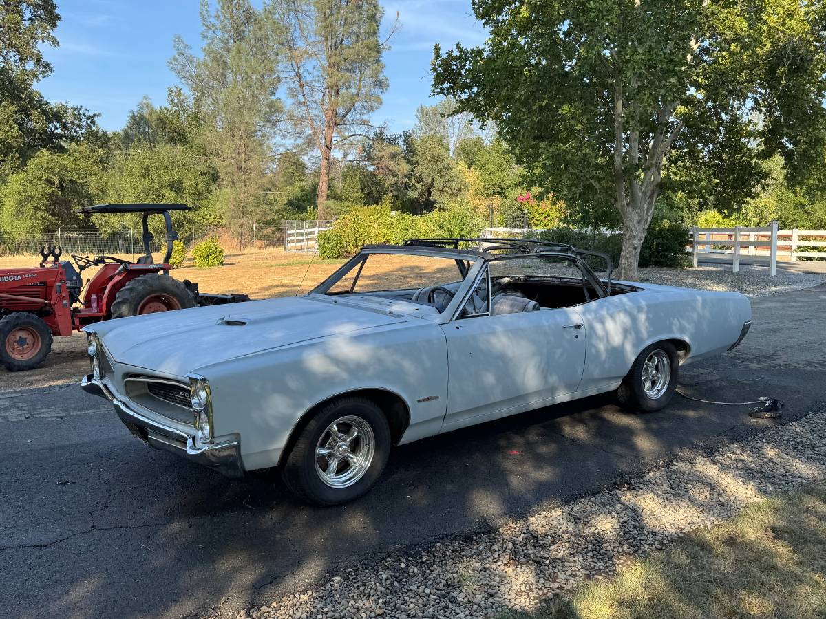 Pontiac-lemans-convertible-1966-7
