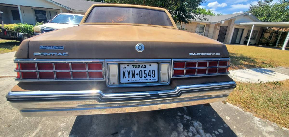 Pontiac-parisienne-1985-2