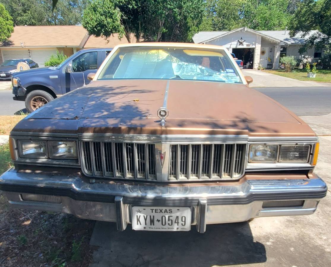 Pontiac-parisienne-1985-3