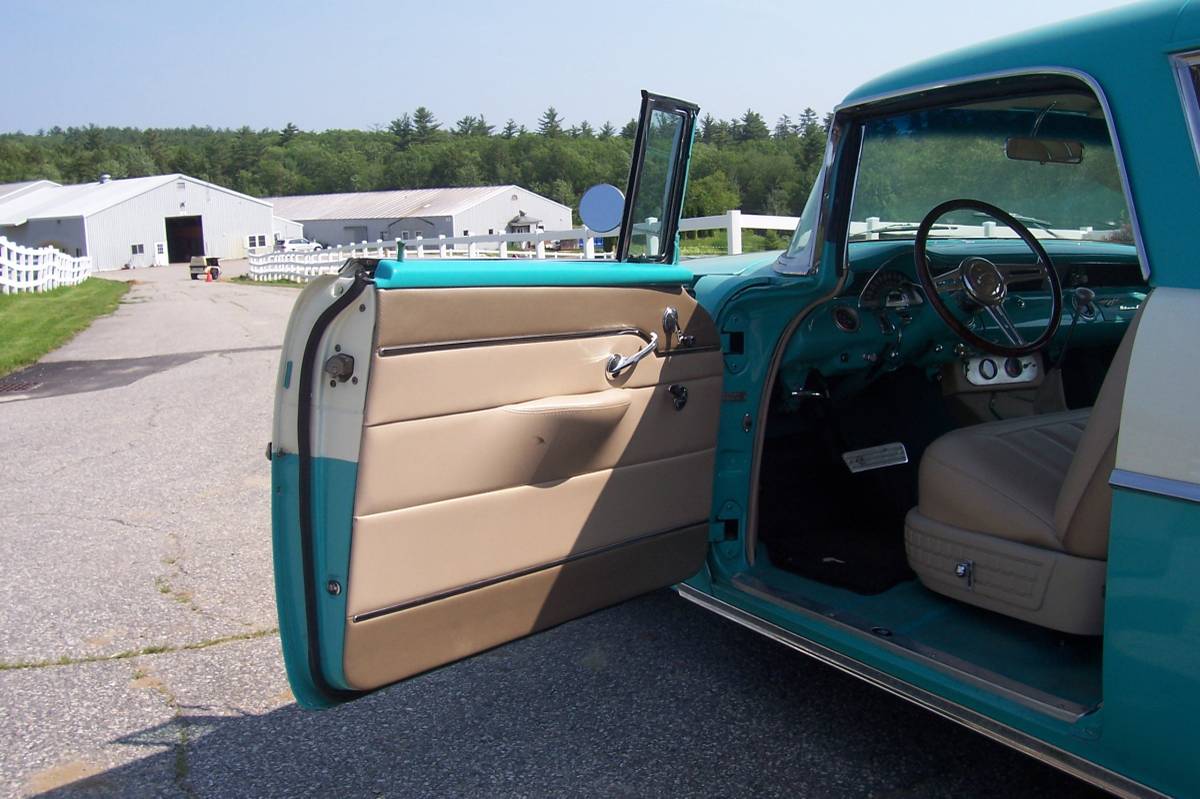 Pontiac-safari-wagon-1955-green-10