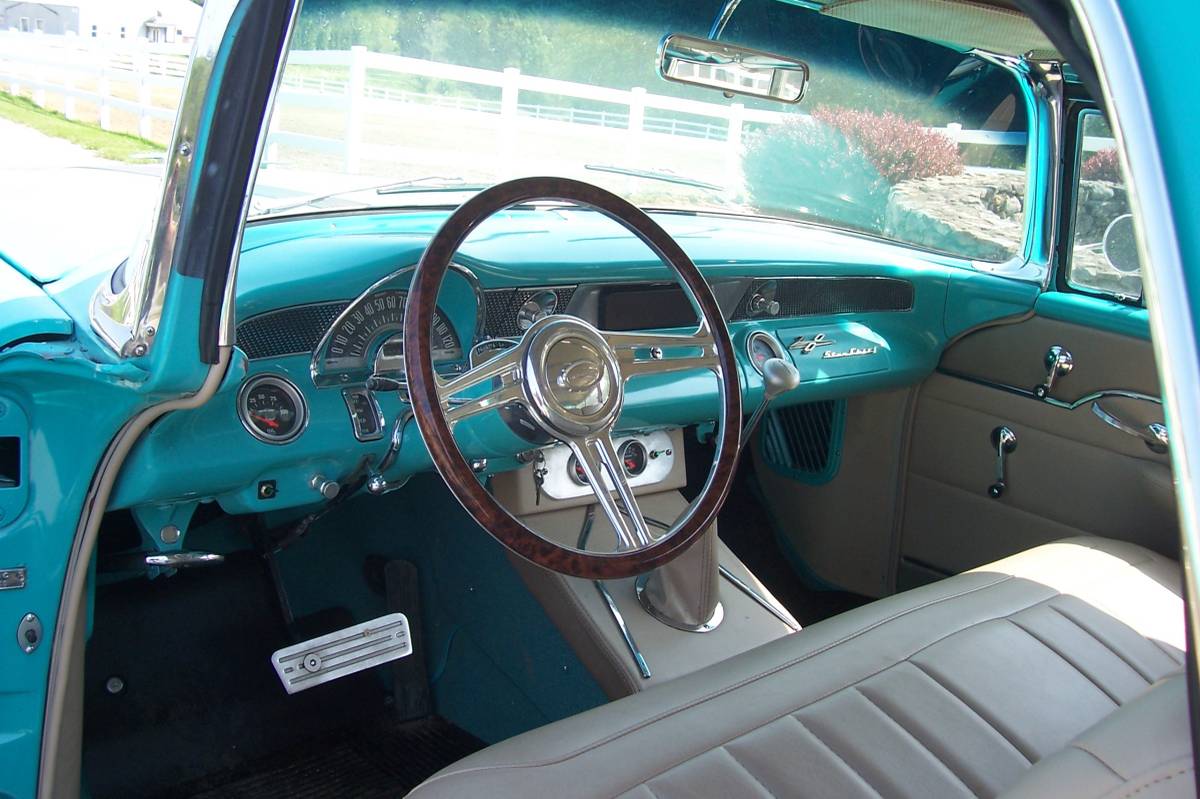 Pontiac-safari-wagon-1955-green-13