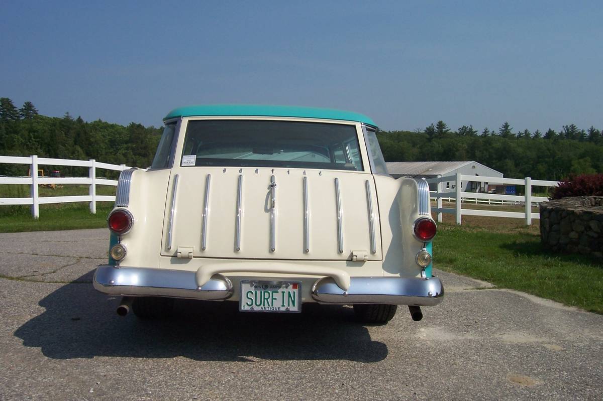 Pontiac-safari-wagon-1955-green-2