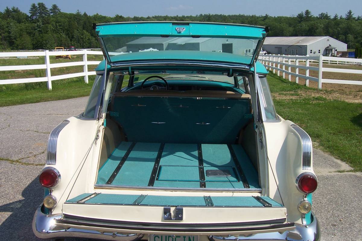 Pontiac-safari-wagon-1955-green-3