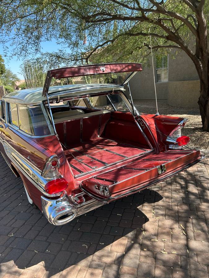 Pontiac-safari-wagon-1957-brown-2