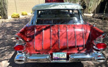 Pontiac-safari-wagon-1957-brown-3