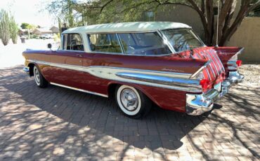Pontiac-safari-wagon-1957-brown