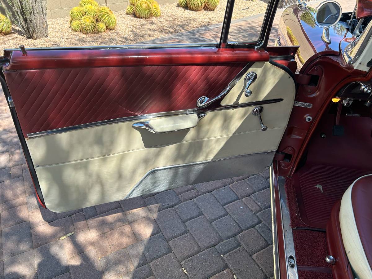 Pontiac-safari-wagon-1957-brown-8