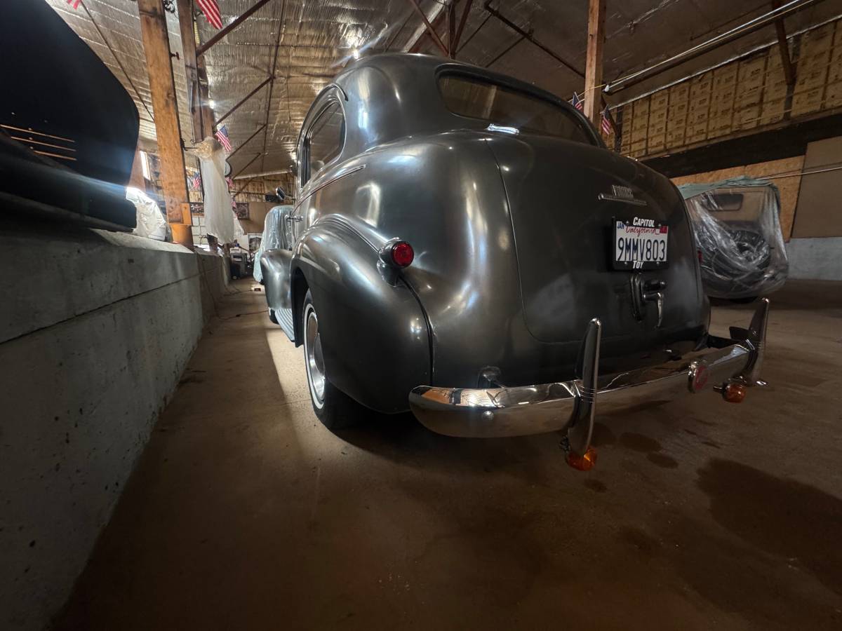 Pontiac-sedan-1939-4