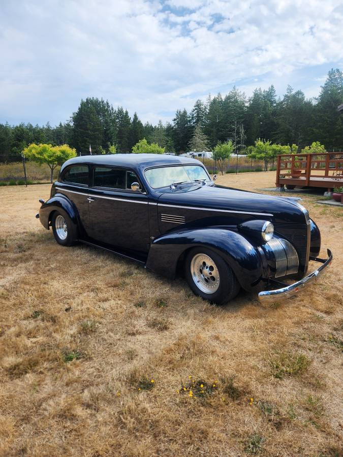 Pontiac-silver-streak-1939-blue-1