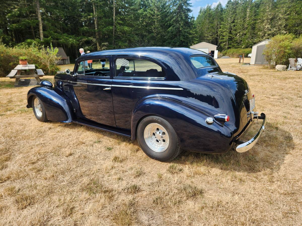 Pontiac-silver-streak-1939-blue-6