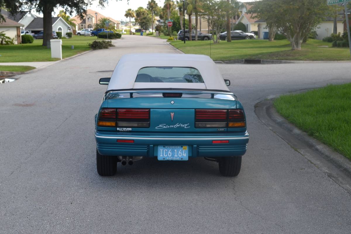 Pontiac-sunbird-1994-blue-3