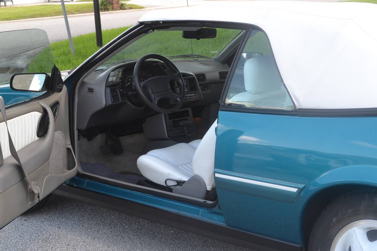 Pontiac-sunbird-1994-blue-4