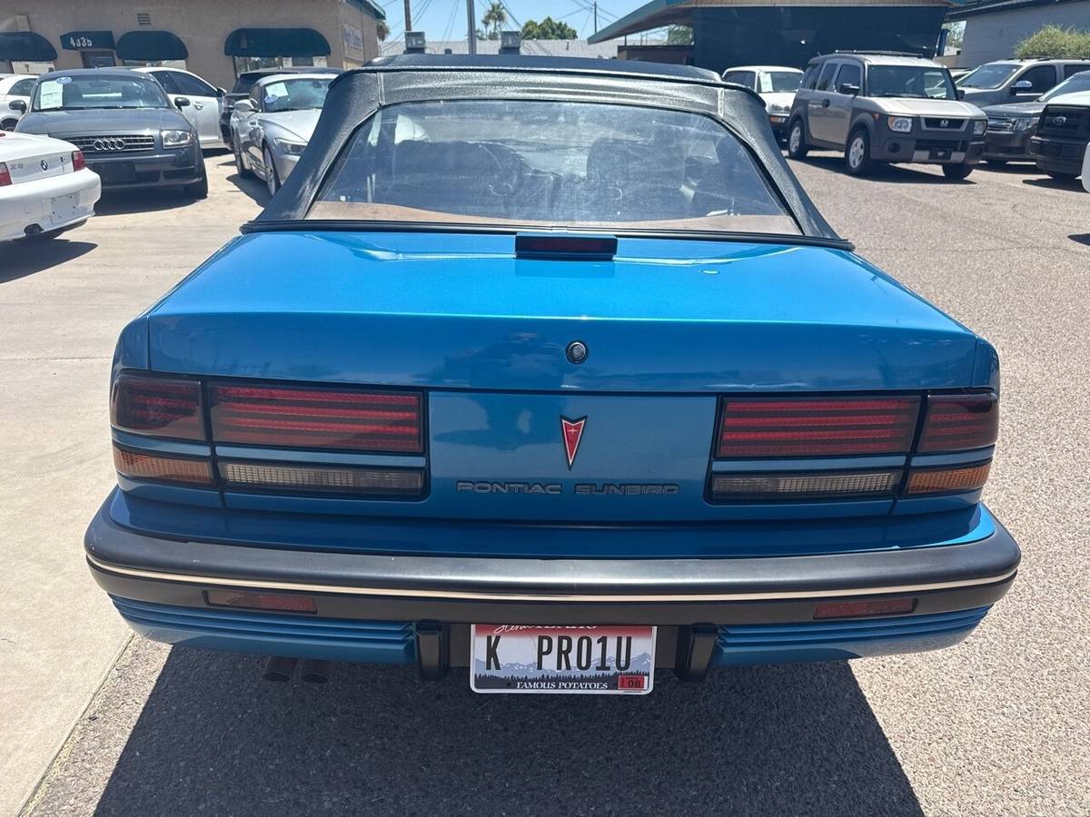 Pontiac-sunbird-le-1991-blue-11